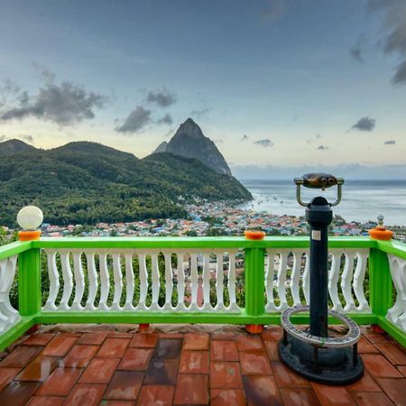 Villa Des Pitons Soufrière Extérieur photo